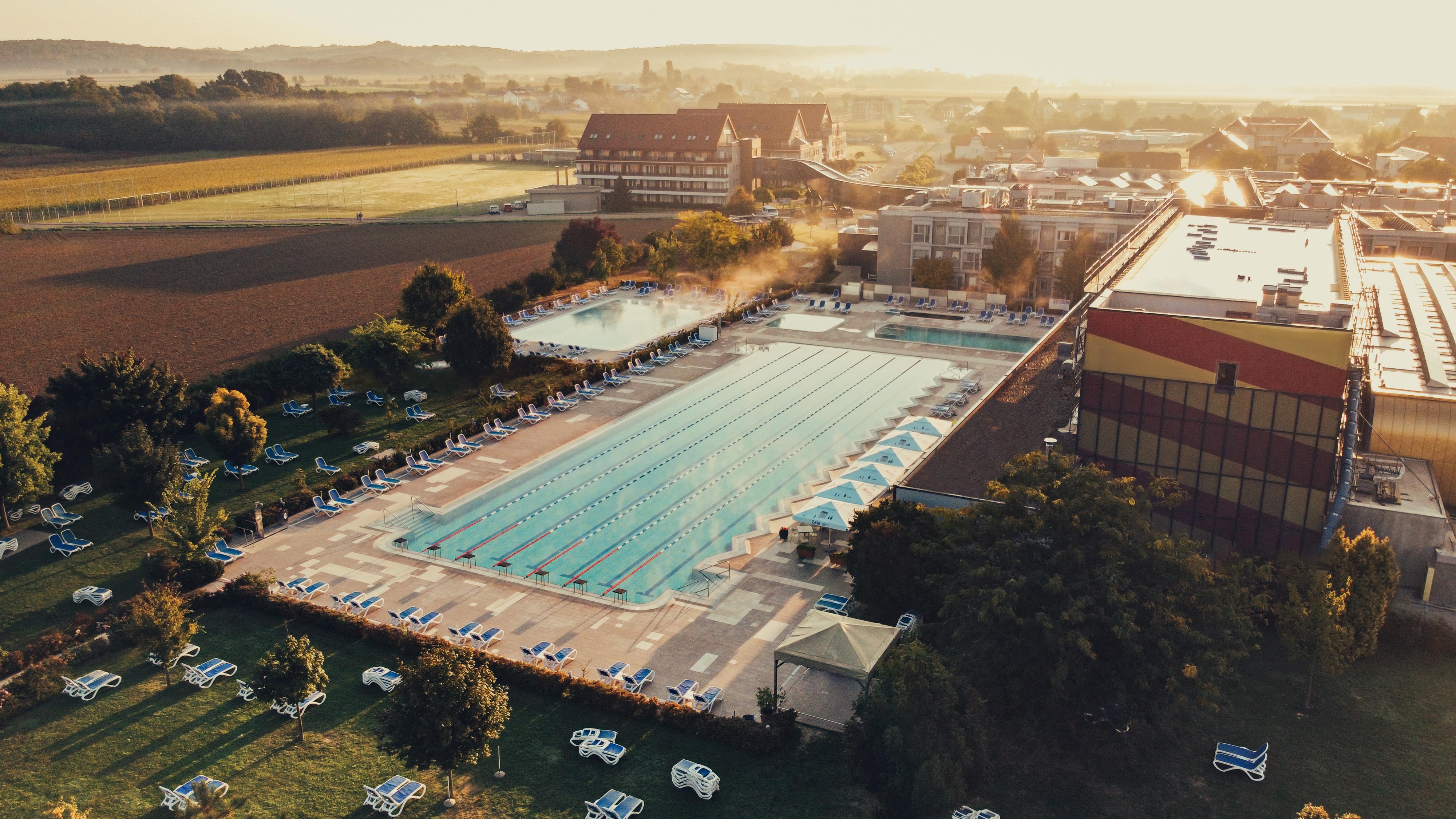 Hotel Vivat Moravske Toplice Bagian luar foto